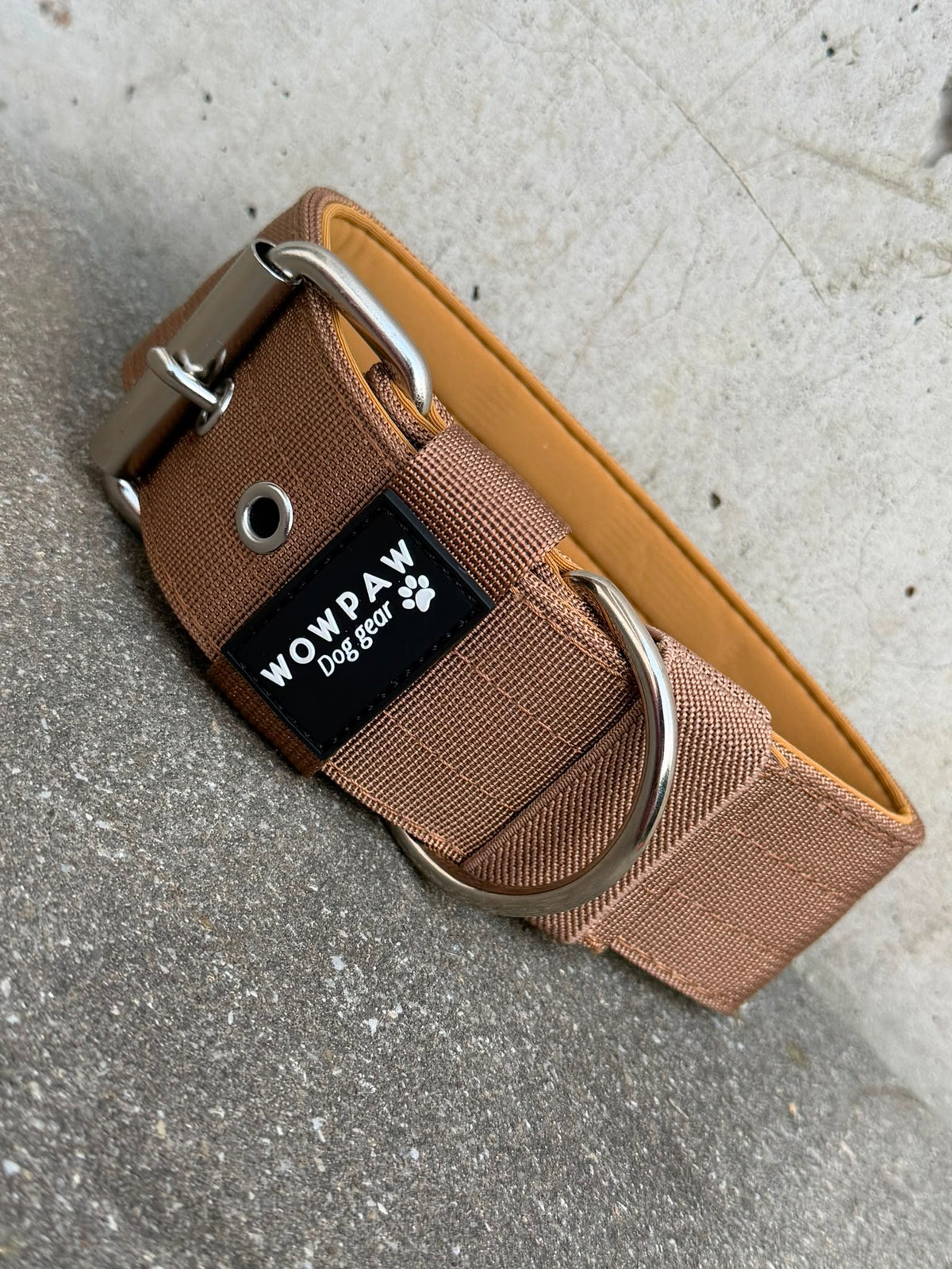Hochwertiges Basic Hundehalsband Braun-Gold Edition 5cm Größe L