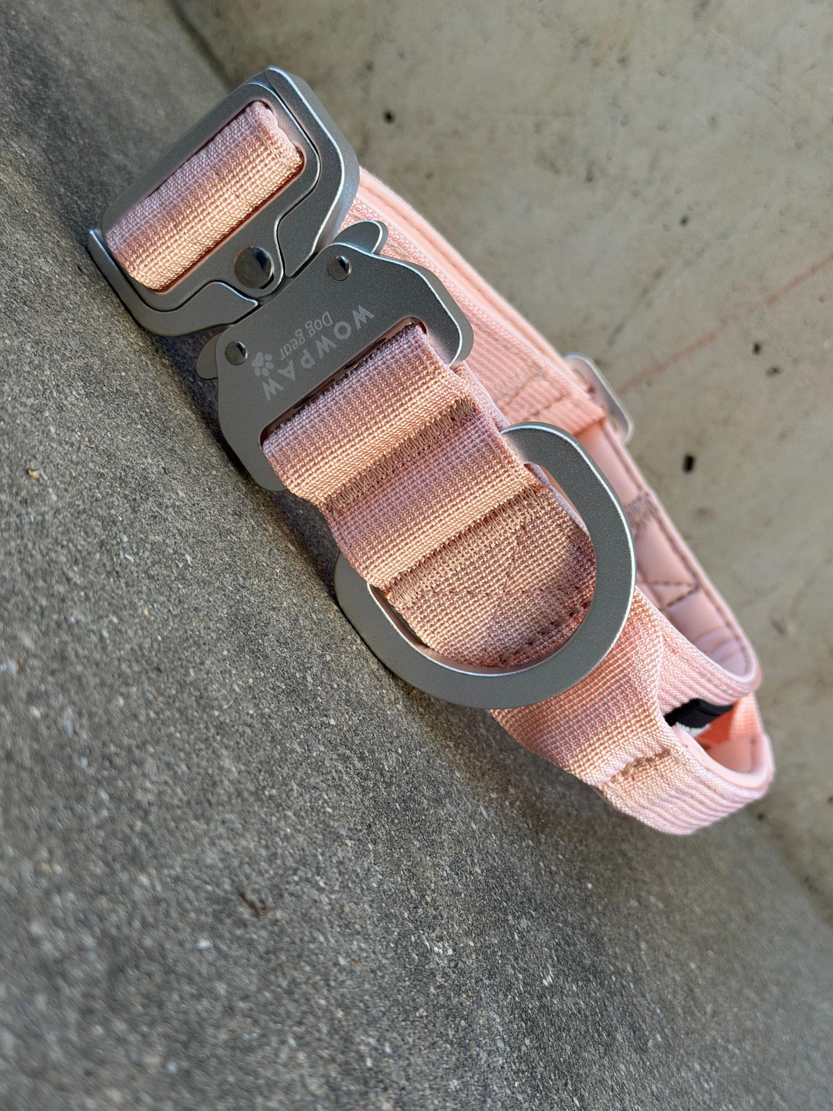 Taktisches Hundehalsband ULTRA LIGHT 3,8cm Peach Edition M