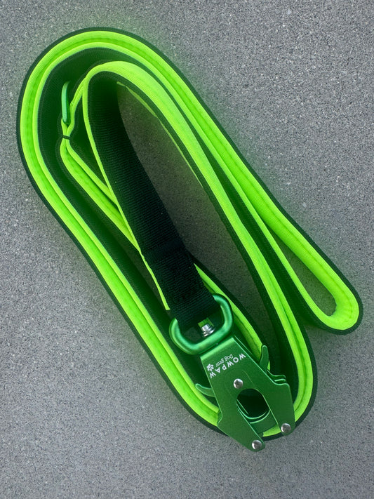Taktische Hundeleine ULTRA LIGHT Black & Green Edition, Länge 1,8m mit Medium-Froschkarabiner