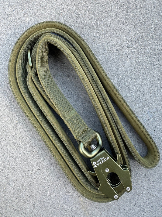Taktische Hundeleine ULTRA LIGHT Army Green Edition, Länge 1,8m mit Medium-Froschkarabiner