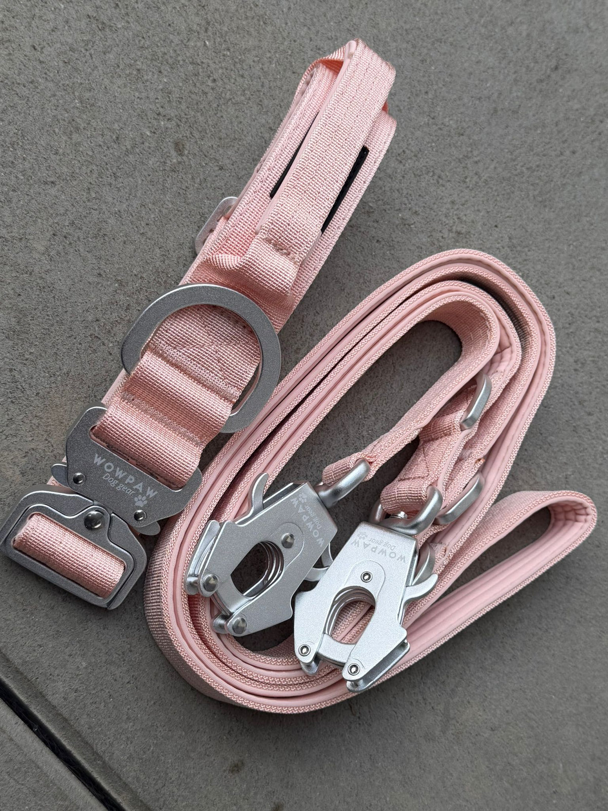 Taktische Hundeleine ULTRA LIGHT Peach Edition, Länge 2m verstellbar