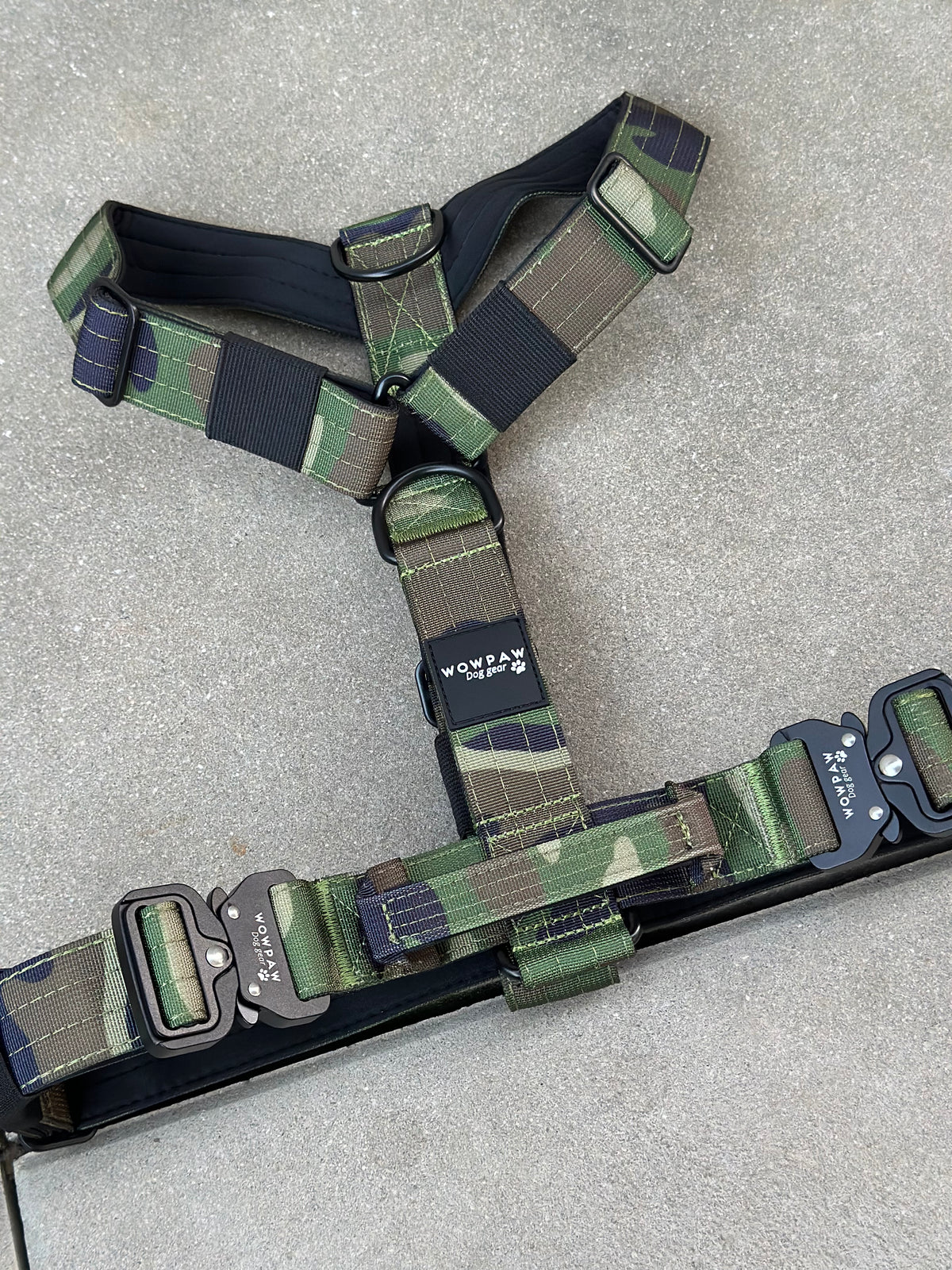 Hochwertiges Hundegeschirr M Army Green Camouflage