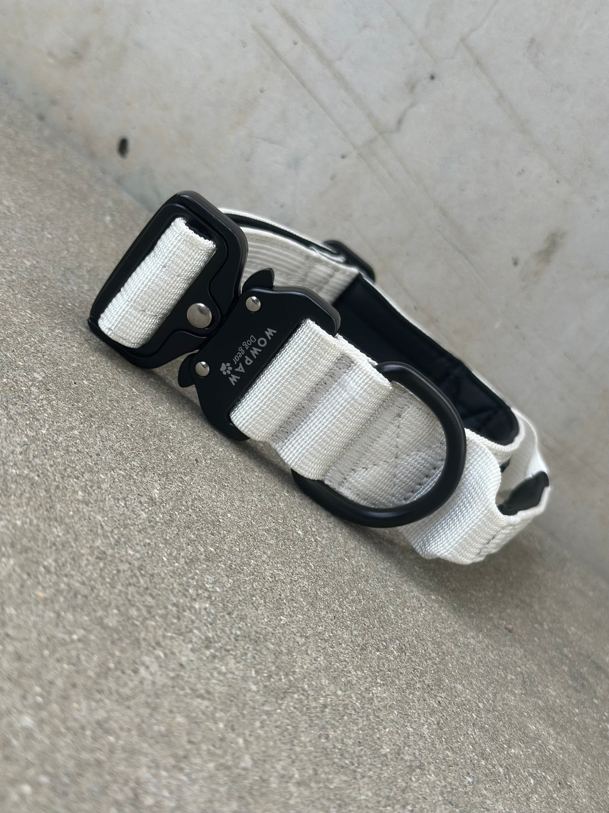 Hochwertiges taktisches Hundehalsband Weiß Größe M Breite 3,8cm
