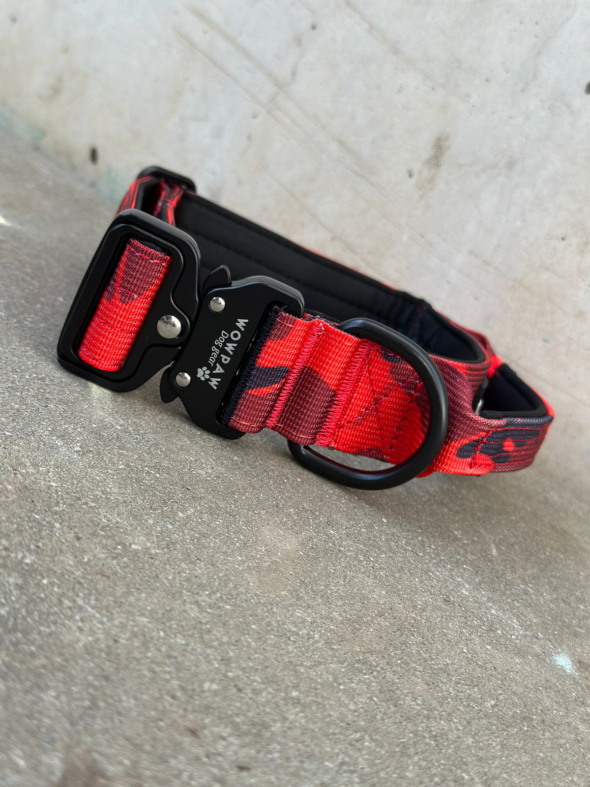 Hochwertiges taktisches Hundehalsband Rot-Camouflage Größe M Breite 3,8cm