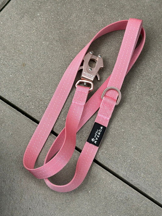 Taktische Hundeleine ULTRA LIGHT SOFTLINE Rosa Edition 360° drehbar Länge 1,5m