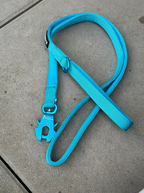 Taktische Hundeleine ULTRA LIGHT Hellblau Edition, Länge 1,8m XS