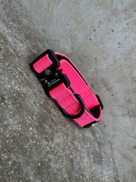Taktisches Hundehalsband ULTRA LIGHT Neonpink XXS